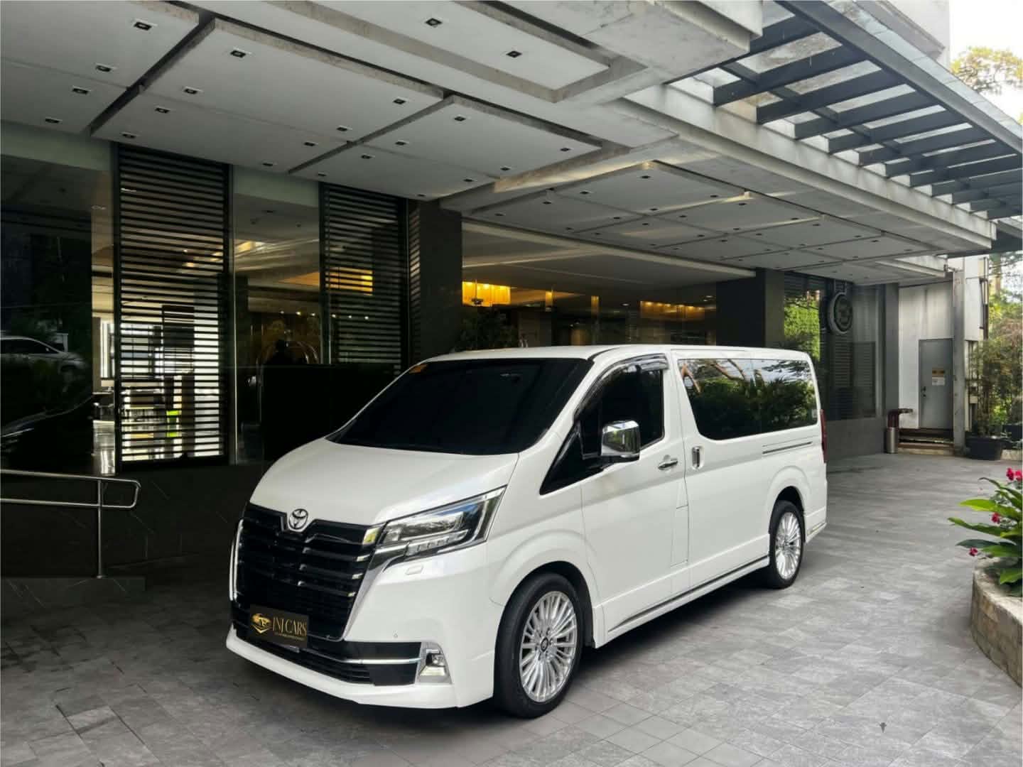 Toyota Grandia ELITE